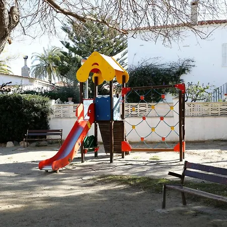 בית נופש Calderon De La Barca By Interhome *